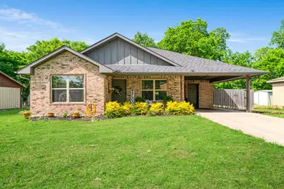 240 Elizabeth Lane, Blossom, TX 75416 - Photo 1