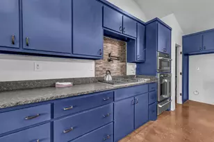 5500 County Rd 302, Grandview, TX 76050 - Photo 16