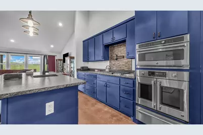 5500 County Road 302, Grandview, TX 76050 - Photo 14