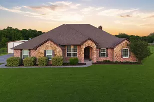 1030 Lester Burt Rd, Farmersville, TX 75442 - Photo 2