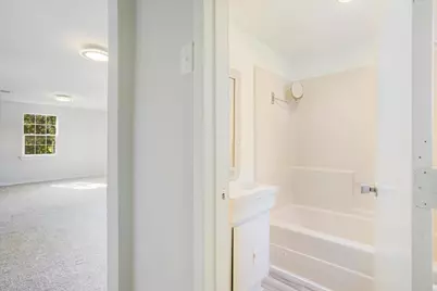407 E Bonham Street, Tom Bean, TX 75491 - Photo 6