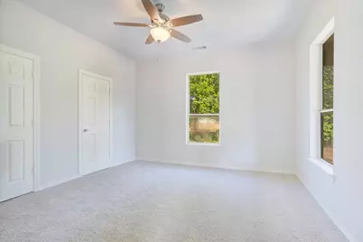 407 E Bonham Street, Tom Bean, TX 75491 - Photo 16