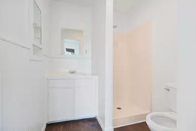 407 E Bonham Street, Tom Bean, TX 75491 - Photo 18