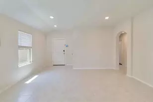 908 Mercury Dr, Princeton, TX 75407 - Photo 4