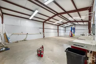 4212 Oak Dr, Alvarado, TX 76009 - Photo 2