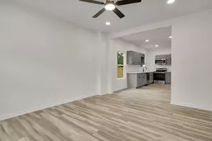 3526 Elsie Faye Heggins St, Dallas, TX 75210 - Photo 2