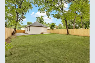 3526 Elsie Faye Heggins Street, Dallas, TX 75210 - Photo 18