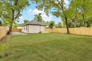 3526 Elsie Faye Heggins St, Dallas, TX 75210 - Photo 18