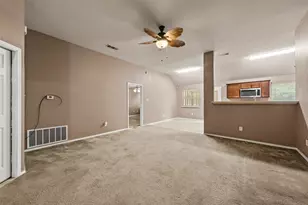 10512 Granada Dr, Waco, TX 76708 - Photo 4