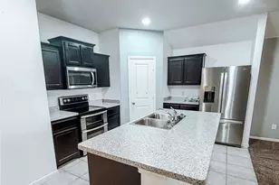 3217 Quiet Valley Rd, Fort Worth, TX 76123 - Photo 6