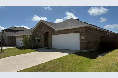 1825 Sandlin Drive, Forney, TX 75126 - Photo 2