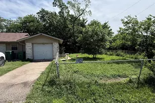 700 Live Oak St, Wilmer, TX 75172 - Photo 4
