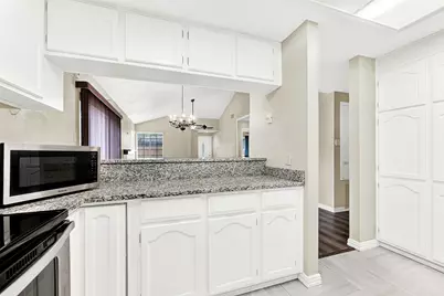 5908 Baroncrest Drive, Arlington, TX 76017 - Photo 6