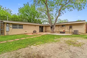 717 Van Horn Dr, Irving, TX 75060 - Photo 24