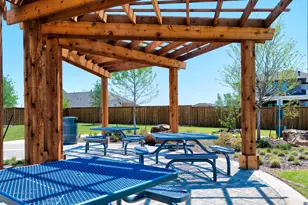 204 Parkwood Dr, Lakewood Village, TX 75068 - Photo 4