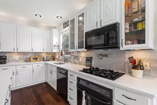 3014 Bluewood Dr, Rowlett, TX 75089 - Photo 4