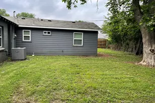 401 S McEntire Ct, White Settlement, TX 76108 - Photo 34