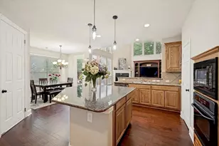 10172 Bowling Green Dr, Frisco, TX 75035 - Photo 8