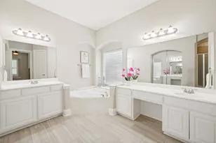 10172 Bowling Green Dr, Frisco, TX 75035 - Photo 14
