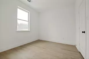 2219 E Ann Arbor Ave, Dallas, TX 75216 - Photo 2