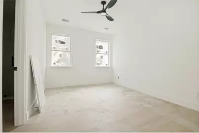 2219 E Ann Arbor Avenue, Dallas, TX 75216 - Photo 4