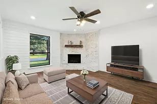 2902 Panhandle Dr, Grapevine, TX 76051 - Photo 4