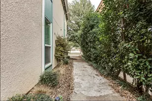 3907 Gilbert Ave, Dallas, TX 75219 - Photo 8
