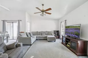 3113 Ridgemoor Dr, Garland, TX 75044 - Photo 4
