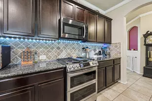 1332 Foxglove Ln, Burleson, TX 76028 - Photo 14