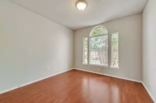 2001 Village Creek Dr, Garland, TX 75040 - Photo 20