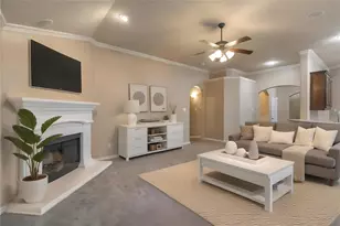404 Brookhollow Ln, Saginaw, TX 76131 - Photo 6