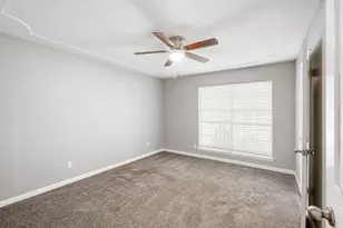 1804 W Cedar Elm Dr, Arlington, TX 76012 - Photo 34