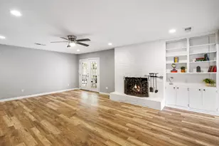 1804 W Cedar Elm Dr, Arlington, TX 76012 - Photo 14
