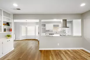 1804 W Cedar Elm Dr, Arlington, TX 76012 - Photo 16