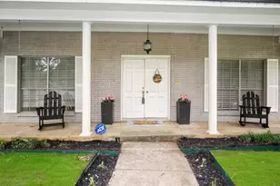 1804 W Cedar Elm Dr, Arlington, TX 76012 - Photo 6