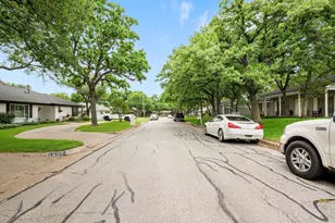 1804 W Cedar Elm Dr, Arlington, TX 76012 - Photo 40