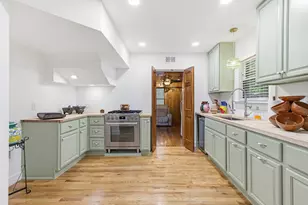 311 Circle Dr, Dallas, TX 75224 - Photo 10