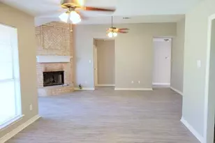 516 Bluebird Ln, Red Oak, TX 75154 - Photo 4