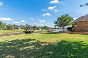 180 Surls Dr, Mabank, TX 75156 - Photo 10