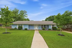 1812 Saxony Rd, Fort Worth, TX 76116 - Photo 1