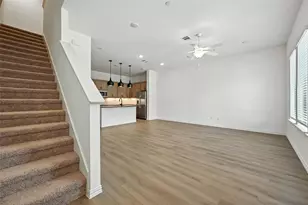 630 Redwood Wy, Mansfield, TX 76063 - Photo 2