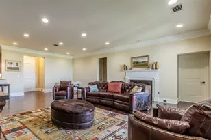 501 Samuels Ave, Fort Worth, TX 76102 - Photo 4