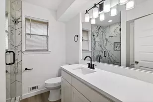 905 Bromwich St, Garland, TX 75040 - Photo 28