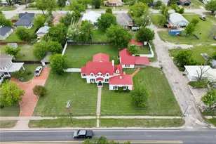 609 E Main St, Hamilton, TX 76531 - Photo 10