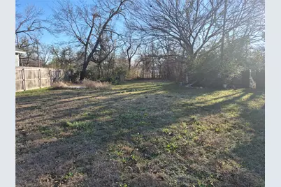 307 W Spruce Street, Whitewright, TX 75491 - Photo 10