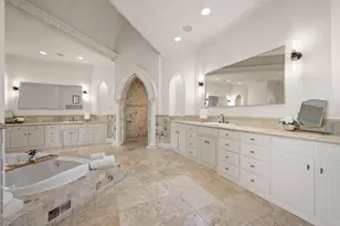5613 Versailles Ct, Colleyville, TX 76034 - Photo 4