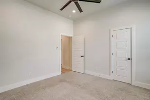 1221 Crown Valley Dr, Weatherford, TX 76087 - Photo 30