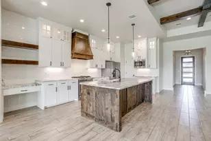 1221 Crown Valley Dr, Weatherford, TX 76087 - Photo 12