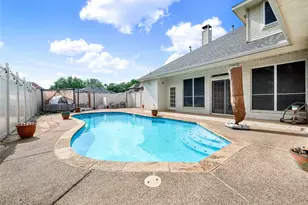 910 Lahinch Cir, Richardson, TX 75081 - Photo 2