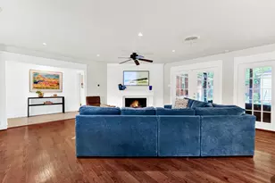 9634 Shoreview Rd, Dallas, TX 75238 - Photo 8